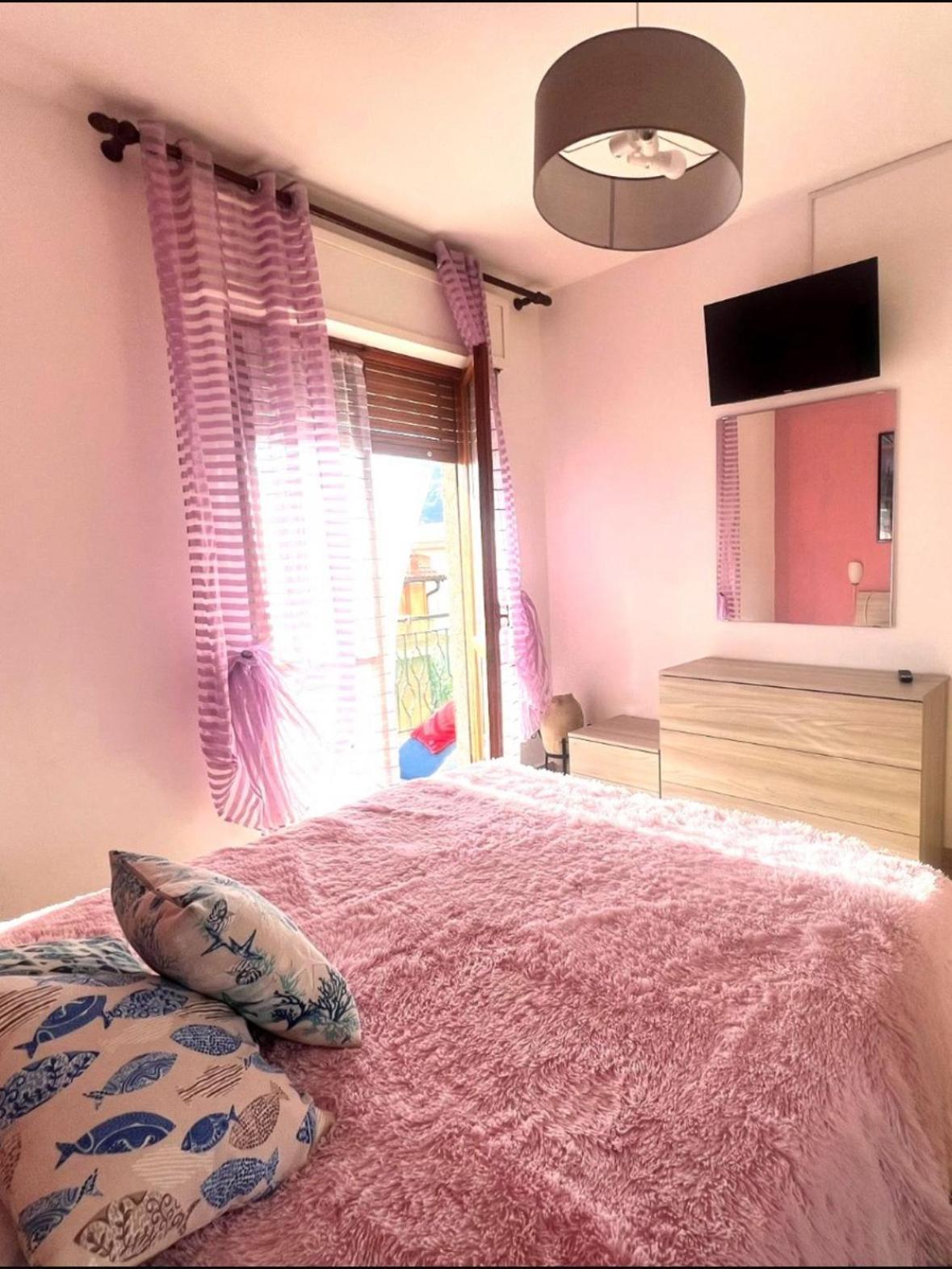 Apartment Aurora & Nicole Ideal Per Biker Con Terazza Vista Mare Parcheggio E Wi-Fi Gratuiti ピエトラ・リーグレ エクステリア 写真